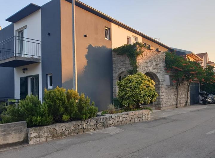 Apartman Pobuk Primosten Exterior photo
